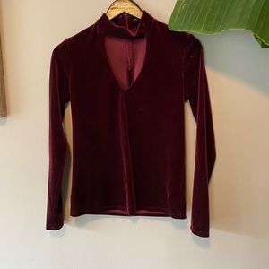 Harlowe and Graham velvet top